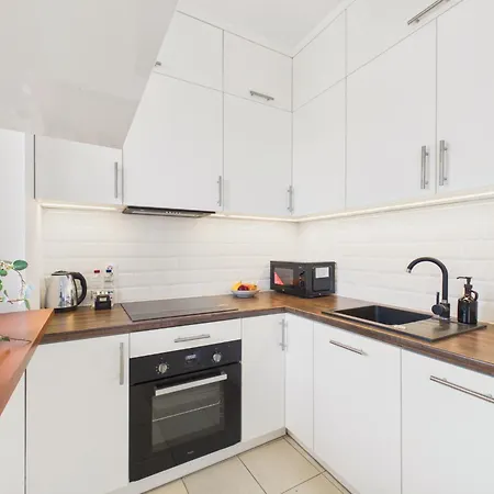 Apartment Westfield Arkadia Business Piaskowa 4 By Solarento